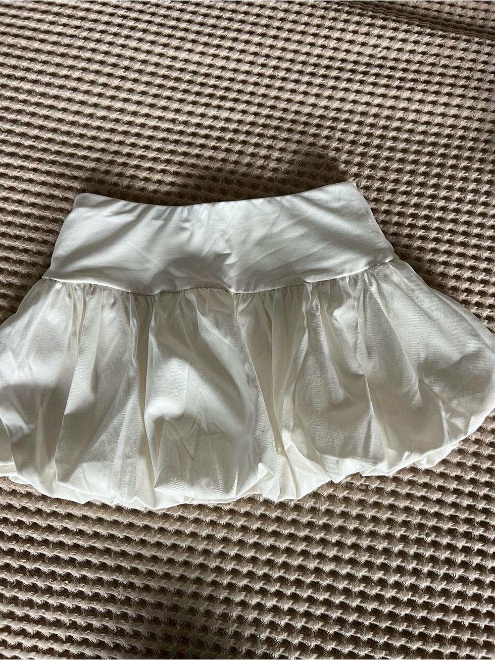 SHEIN White Balloon Mini Skirt